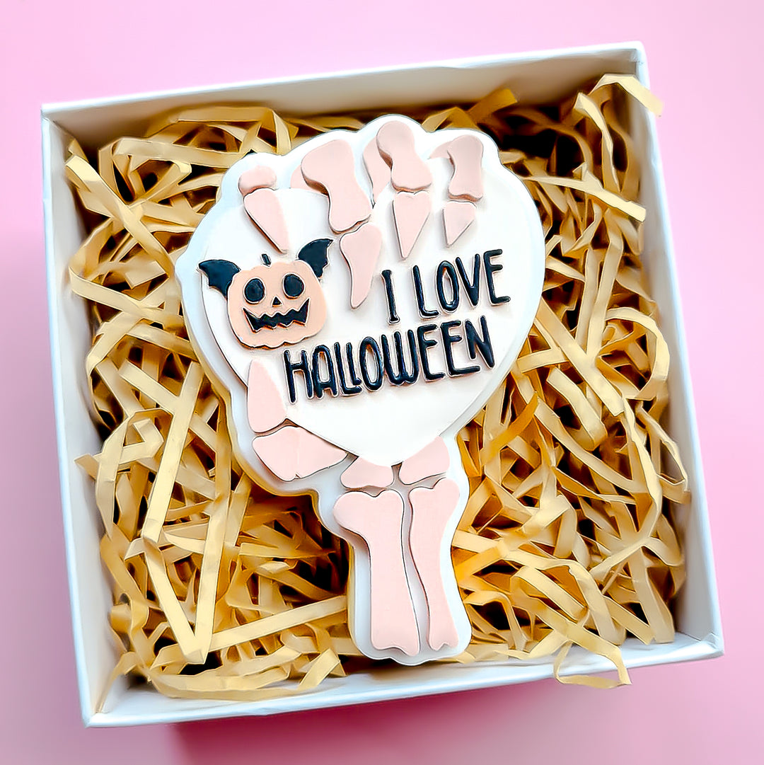 I Love Halloween Hand