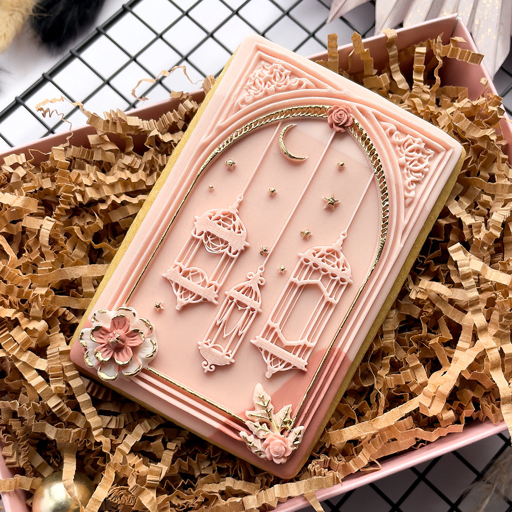 Arabic Door With Lanterns