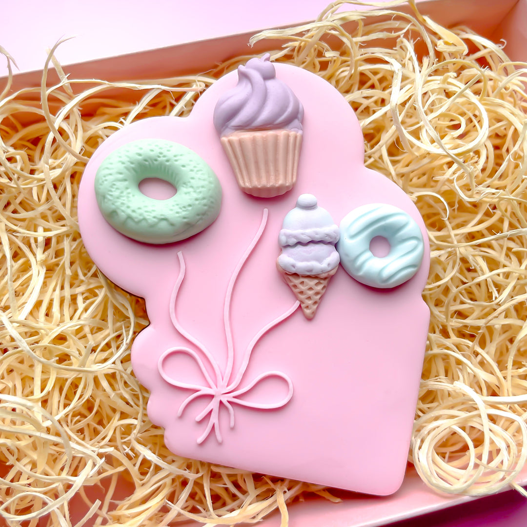 Wavy Strings Balloon