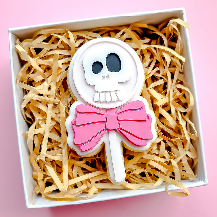 Skull Lollipop With Bow